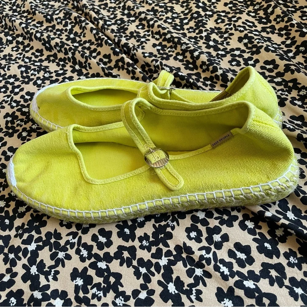 Free People NWOT Oasis Mary Jane Espadrille